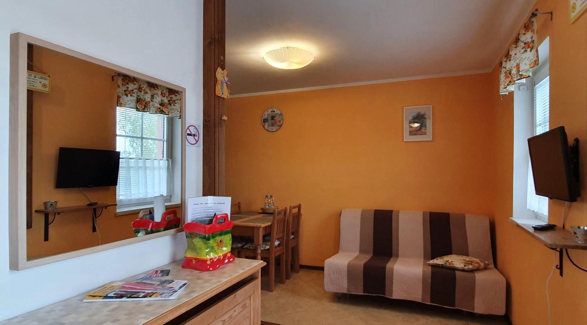 Penzion Na Lednicke Apartman Hlohovec Szoba fotó